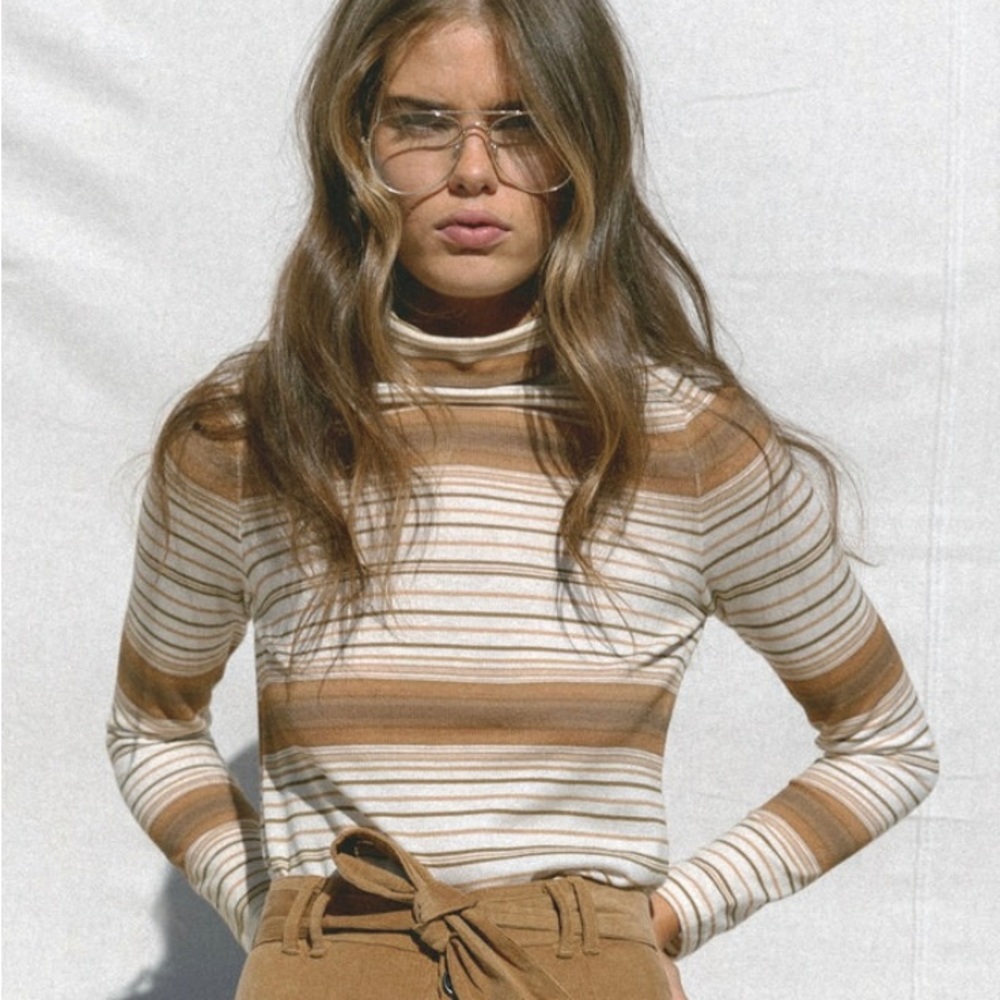 🌼NWT Goldenbrown the Label turtleneck sz. medium🌼